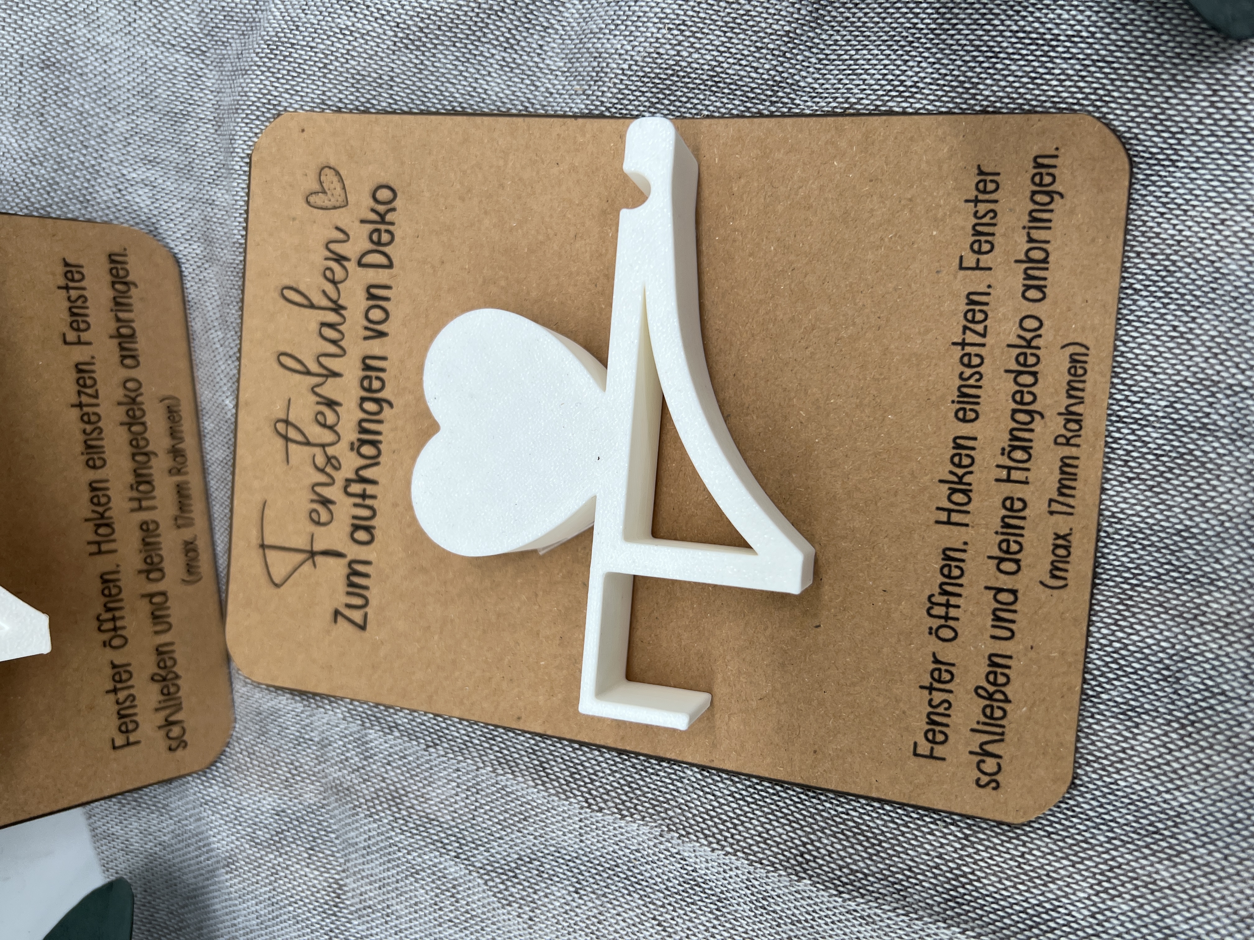 Produktkarte Fensterhaken Herz – Printable Download | Verpackungskarte Deko Aufhänger