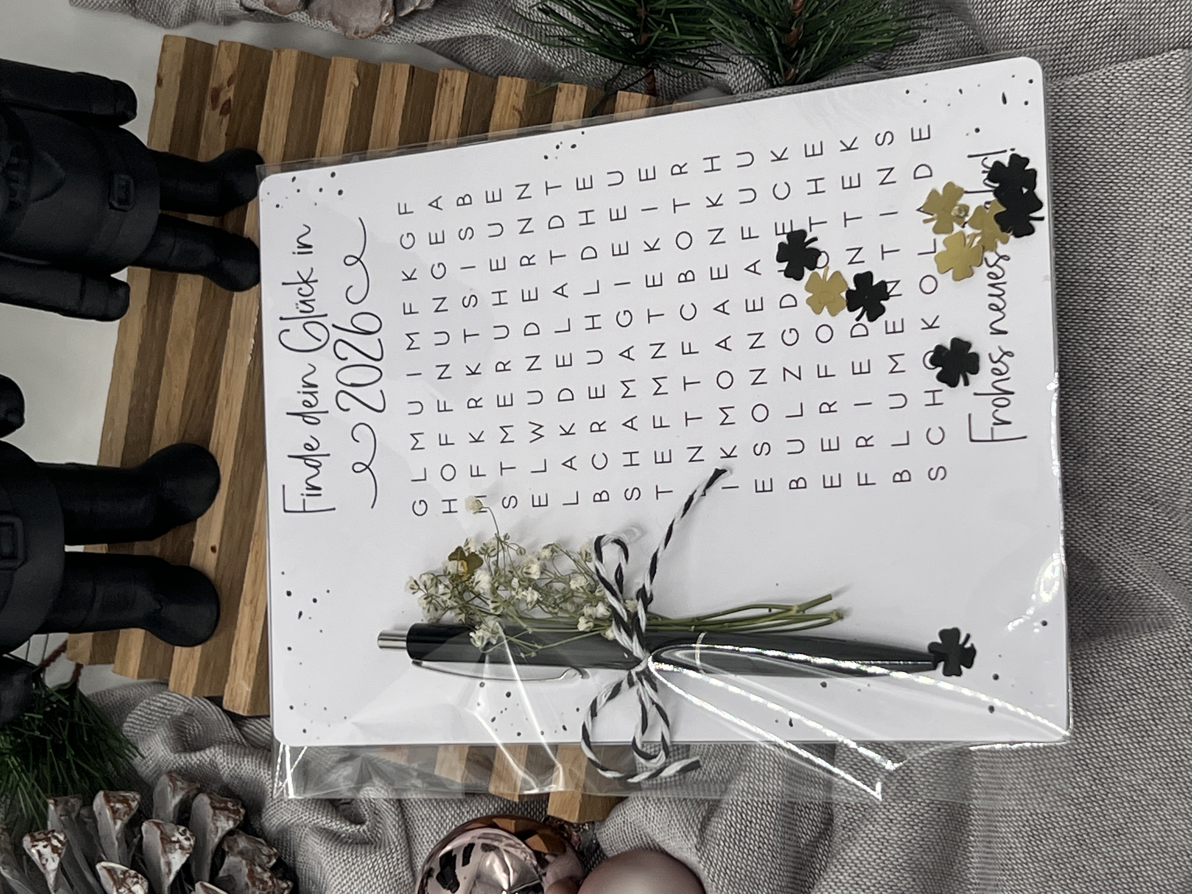 Silvester Rätsel "Finde dein Glück"